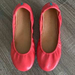 Limited Edition Poppy Tieks